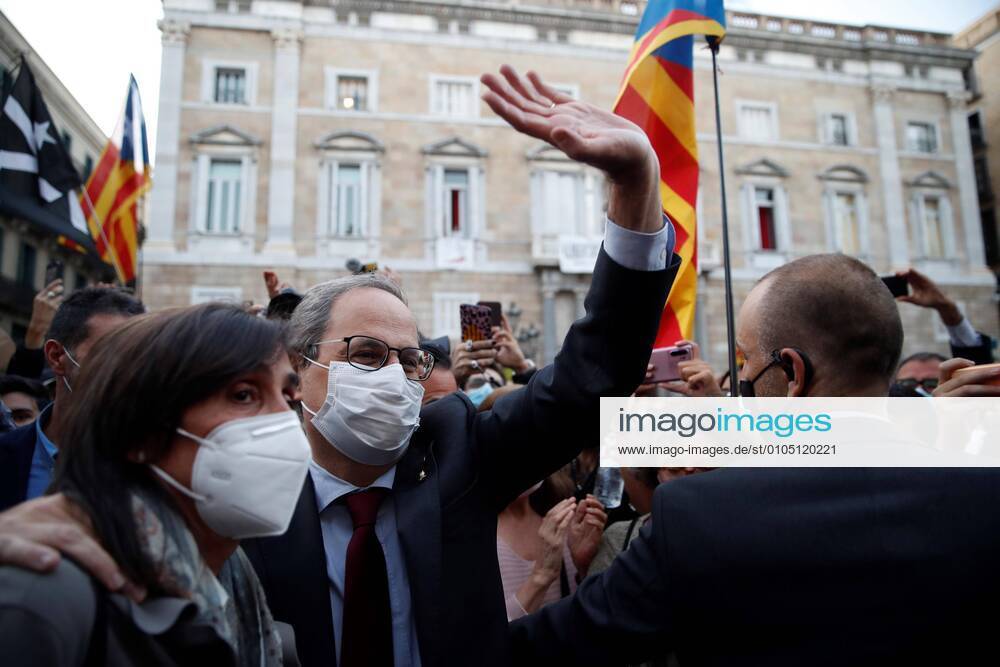 Catalan regional President, Quim Torra (R), leaves the headquarters of Catalan s Regional Government after Spanish Supreme Court confirmed the disqualification of Torra for one and half year in Barcelona, Spain, 28 September 2020. Torra was disqualified for ignoring the rule by Spanish Central Election Board about removing banners in support of imprisoned pro-independent leaders from public building. Spanish Supreme Court confirms disqualification of Catalan President Quim Torra !ACHTUNG: NUR REDAKTIONELLE NUTZUNG!