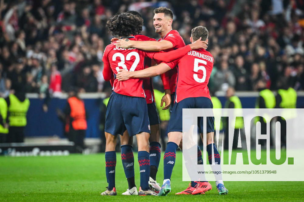 Villeneuve-D ascq, France, France: Thomas MEUNIER of Lille celebrate the victory with teammates during the UEFA Champions League, League Phase MD2 match between Lille OSC (LOSC) and Real Madrid at Pierre Mauroy Stadium on October 02, 2024 in Villeneuve-d Ascq near Lille, France. Villeneuve-D ascq France - ZUMAm308 20241002_zsp_m308_015