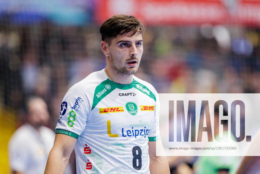 Lucas Krzikalla (SC DHfK Leipzig, 08) ist enttaeuscht traurig nach 33:28 Niederlage GER, TBV Lemgo Lippe vs. SC DHfK Leipzig, Handball, 1. Bundesliga, 5. Spieltag, Spielzeit 2024 2025, 06.10.2024 GER, TBV Lemgo Lippe vs. SC DHfK Leipzig, Handball, 1. Bundesliga, 5. Spieltag, Spielzeit 2024 2025, 06.10.2024 Lemgo