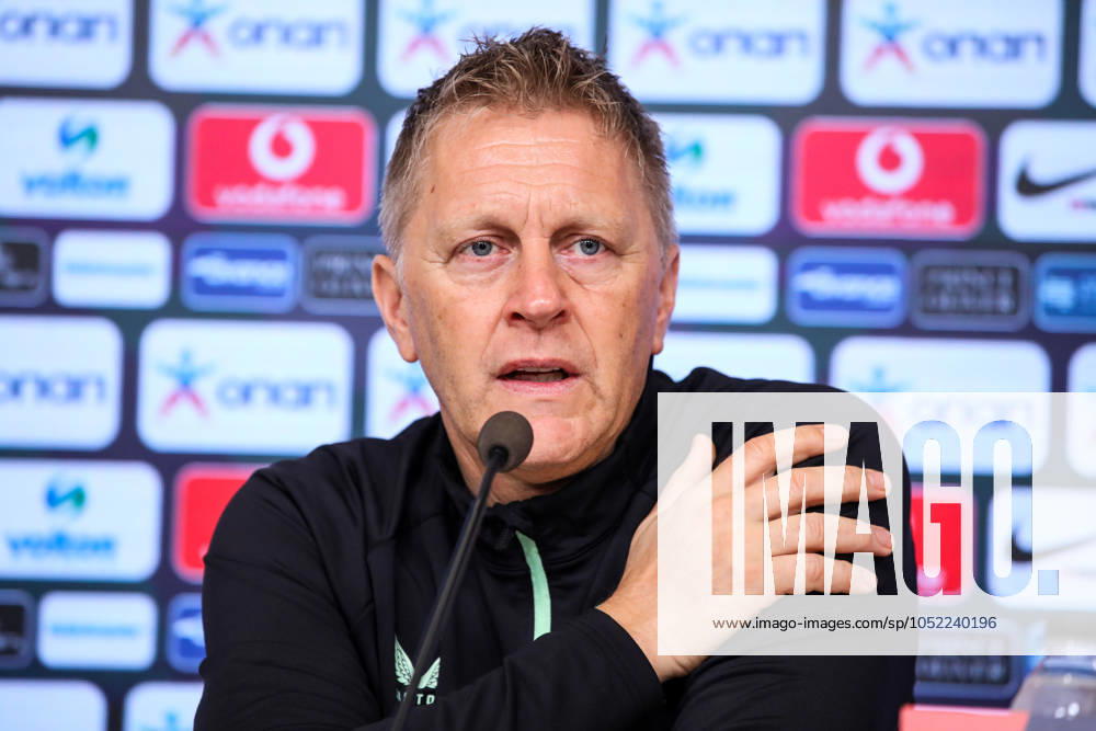 Republic of Ireland press conference, PK, Pressekonferenz Georgios Karaiskakis Stadium, Athens, Greece 12 10 2024 Head Coach Heimir Hallgrimsson Heimir Hallgrimsson 12 10 2024