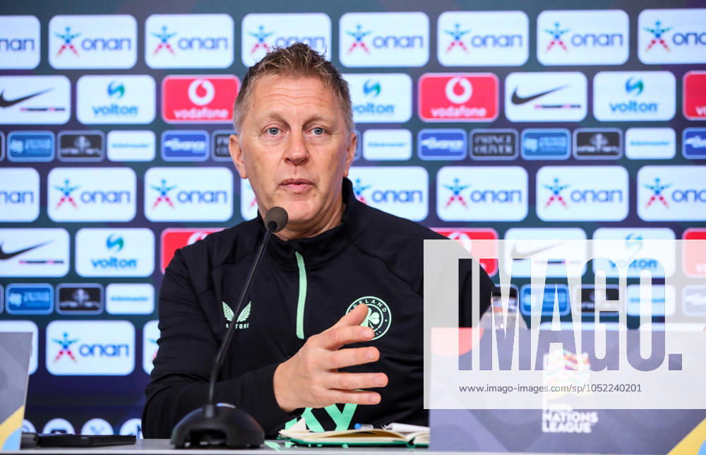 Republic of Ireland press conference, PK, Pressekonferenz Georgios Karaiskakis Stadium, Athens, Greece 12 10 2024 Head Coach Heimir Hallgrimsson Heimir Hallgrimsson 12 10 2024