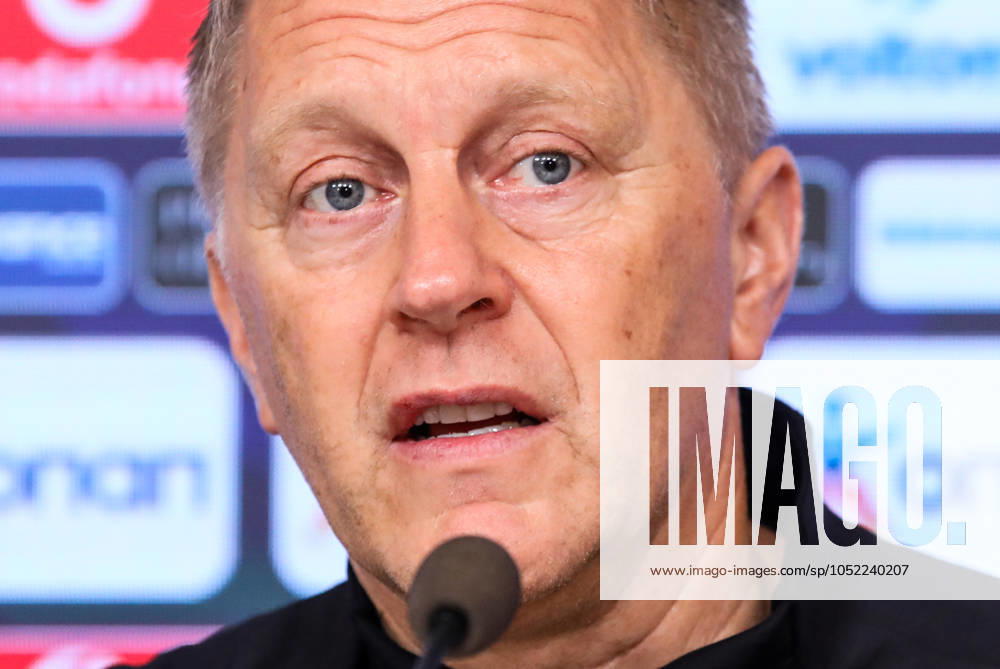 Republic of Ireland press conference, PK, Pressekonferenz Georgios Karaiskakis Stadium, Athens, Greece 12 10 2024 Head Coach Heimir Hallgrimsson Heimir Hallgrimsson 12 10 2024