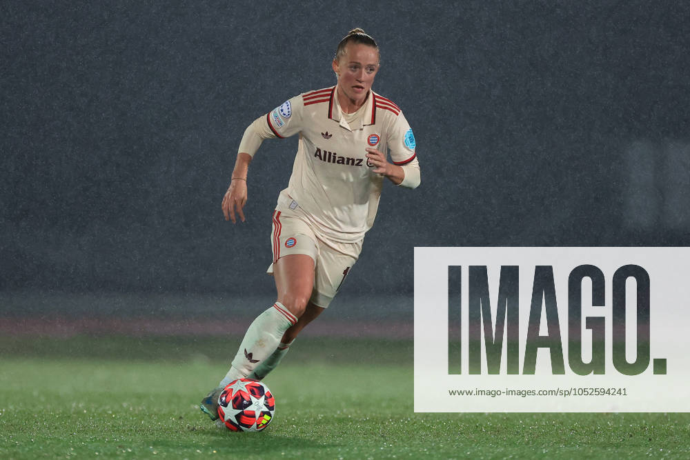 Biella, Italy, 16th October 2024. Lea Schuller of Bayern Munchen during the UEFA Womens Champions League match at Stadio Comunale Vittorio Pozzo Lamarmora, Biella. Picture credit should read: Jonathan Moscrop Sportimage . SPI-3372-0124