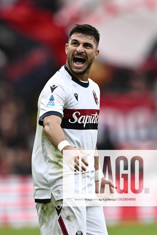 Mp Genova 19 10 2024 - campionato di calcio serie A Genoa-Bologna foto Matteo Papini Image nella foto: esultanza gol Riccardo Orsolini