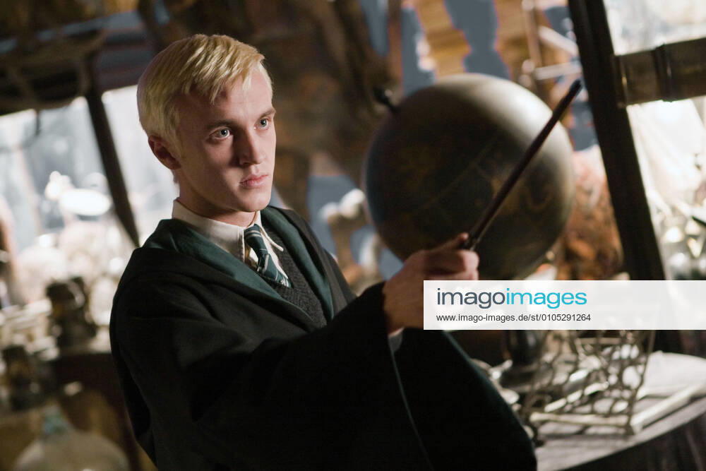 HARRY POTTER AND THE HALF BLOOD PRINCE TOM FELTON as Draco Malfoy Date: 2009 Mandatory credit line: Image courtesy WARNER BROS ?2008 Warner Bros. Entertainment Inc. - Harry Potter Publishing Rights ? J.K.R. Ronald