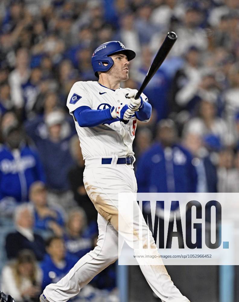 Baseball: World Series Freddie Freeman of the Los Angeles Dodgers hits a walk-off grand slam in the 10th inning of Game 1 of the World Series against the New York Yankees at Dodger Stadium in Los Angeles on Oct. 25, 2024. A14AA0003639528P