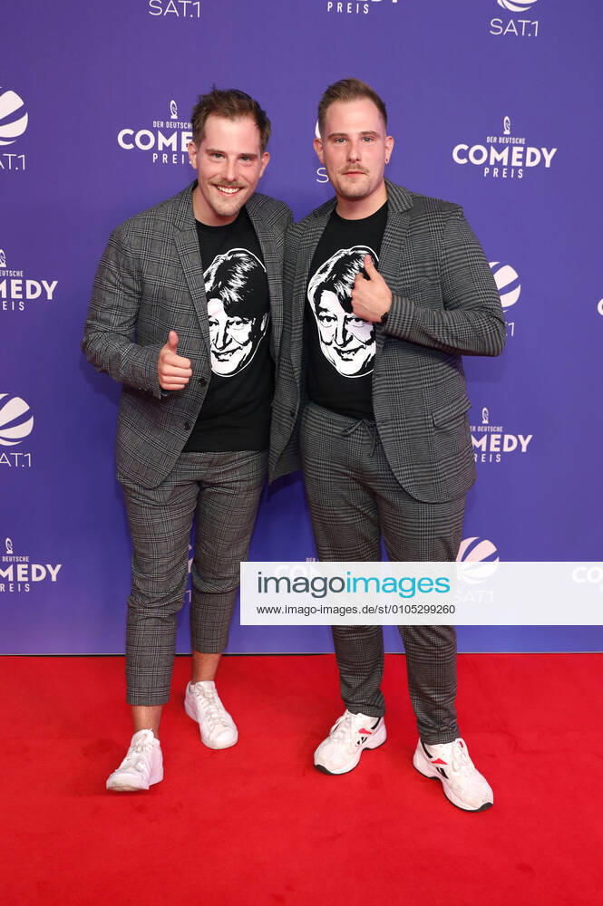 Dennis Wolter und Benjamin Wolter bei der Verleihung des 24. Deutschen Comedypreises 2020 in Brainpool TV Studio Köln-Mülheim. Köln