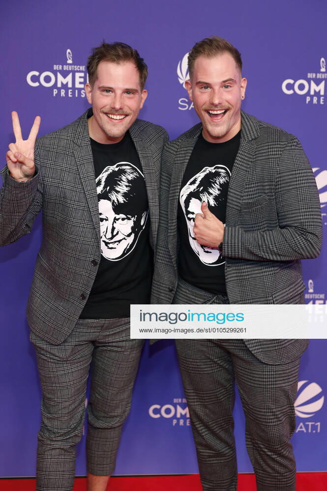 Dennis Wolter und Benjamin Wolter bei der Verleihung des 24. Deutschen Comedypreises 2020 in Brainpool TV Studio Köln-Mülheim. Köln
