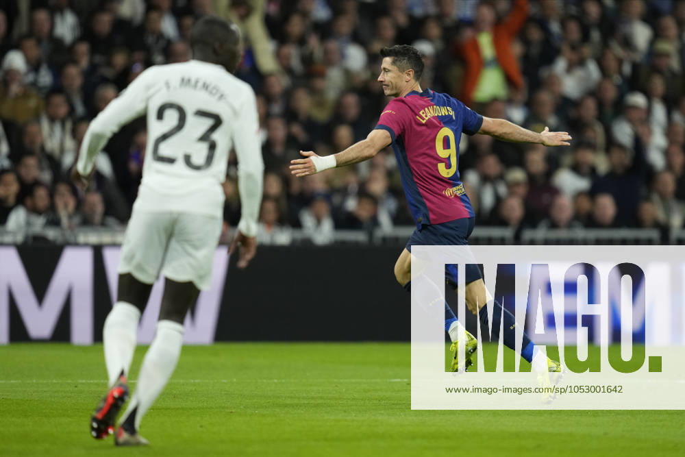ESP: Real Madrid v FC Barcelona, Barca La Liga EA Sports. Date 11 Robert Lewandowski of FC Barcelona celebrates after scoring goal during the La Liga EA Sports match between Real Madrid and FC Barcelona played at Santiago Bernabeu Stadium on October 26, 2024 in Madrid, Spain. kpng