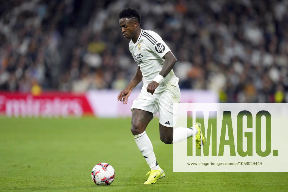 ESP: Real Madrid v FC Barcelona, Barca La Liga EA Sports. Date 11 Vinicius Junior of Real Madrid CF during the La Liga EA Sports match between Real Madrid and FC Barcelona played at Santiago Bernabeu Stadium on October 26, 2024 in Madrid, Spain. kpng