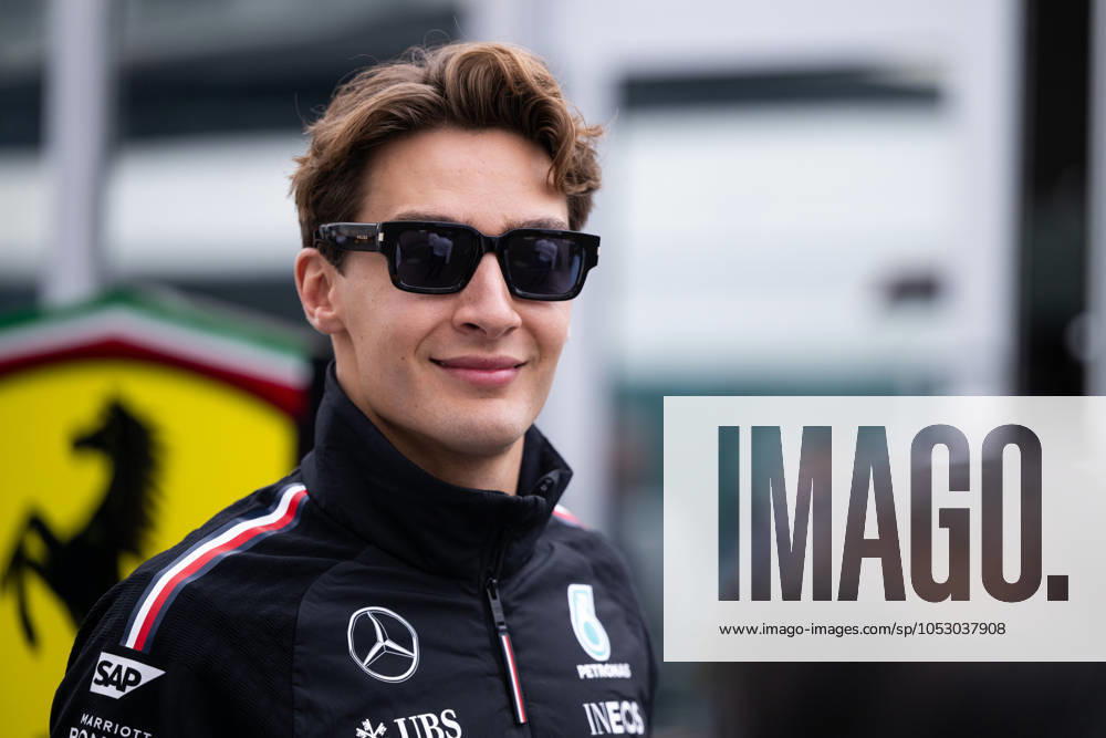 George Russell (Mercedes AMG Petronas Formula One Team, Großbritannien, 63), MEX, Formel 1 Weltmeisterschaft, Grand Prix von Mexiko City, Autodromo Hermanos Rodriguez, Ankunft der Fahrer, 26.10.2024 MEX, Formel 1 Weltmeisterschaft, Grand Prix von Mexiko City, Autodromo Hermanos Rodriguez, Ankunft der Fahrer, 26.10.2024 Mexico City