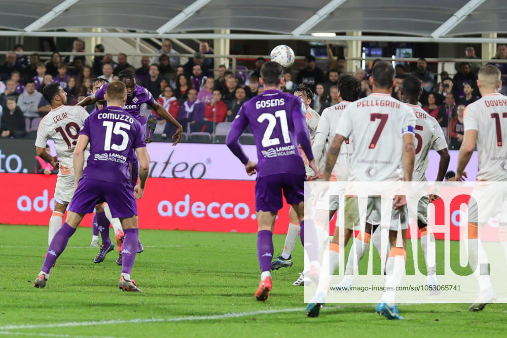 ACF Fiorentina v AS Roma - Campionato Serie A Christian Kouame of ACF Fiorentina controls the ball during the Italian Serie A football match between ACF Fiorentina and AS Roma ,on October 27,2024 at the Artemio-Franchi stadium in Florence. Firenze FI Italy