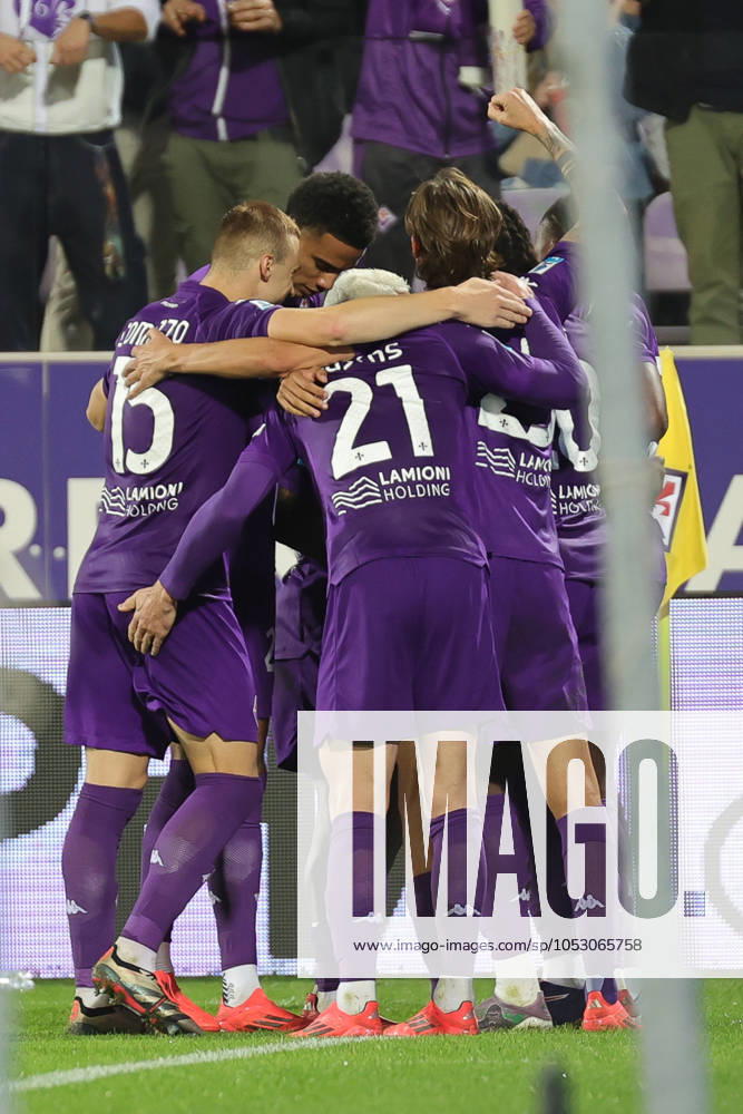 ACF Fiorentina v AS Roma - Campionato Serie A Christian Kouame of ACF Fiorentina celebrates after scoring his team s goal during the Italian Serie A football match between ACF Fiorentina and AS Roma ,on October 27,2024 at the Artemio-Franchi stadium in Florence. Firenze FI Italy