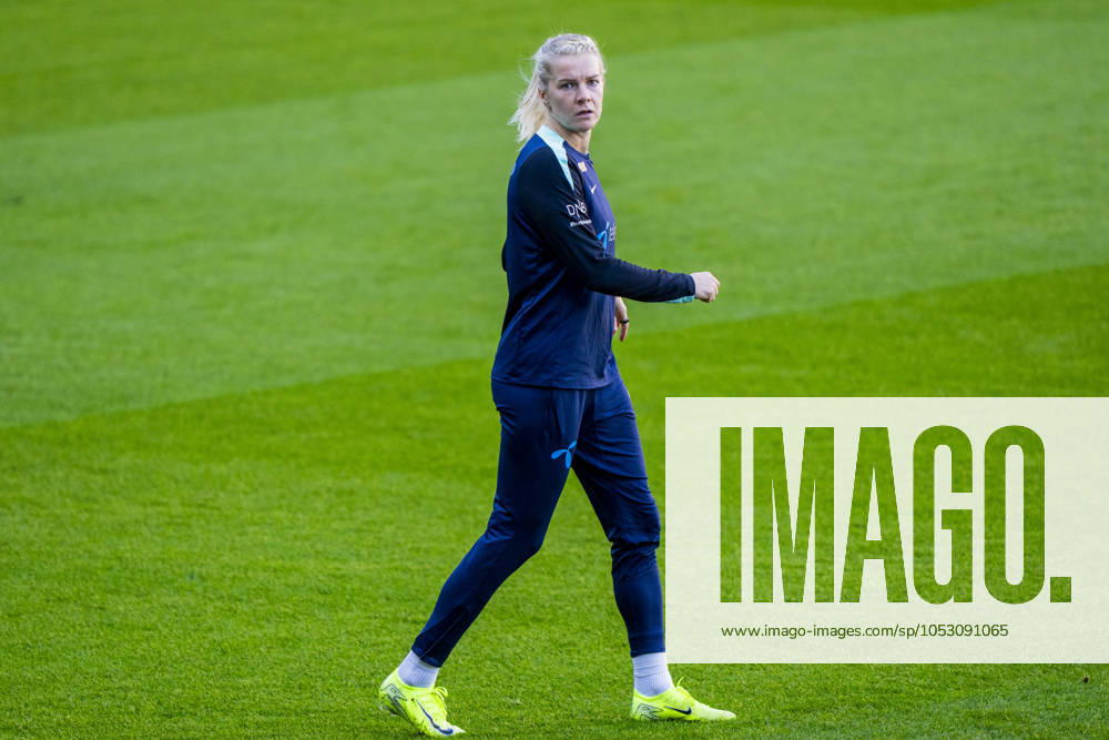 Football, training with the Norwegian womens national team Oslo 20241028 Ada Stolsmo Hegerberg during a training session with the womens national football team at Ullevaal Stadium Photo Fredrik Varfjell NTB Oslo Norway RESTRICTED USE FOR BETTING COMPANIES