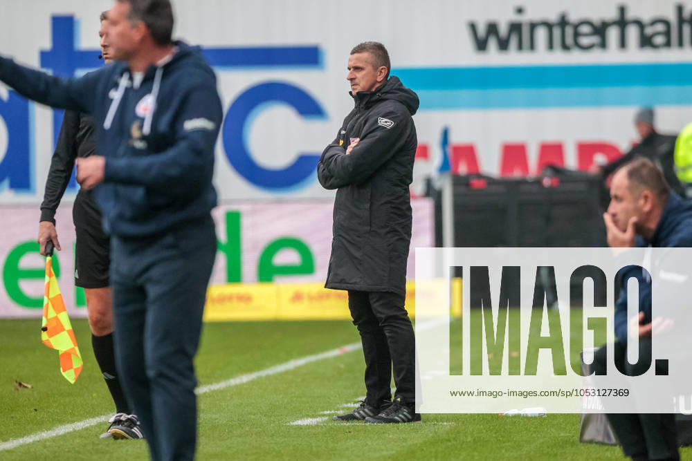 Trainer Mersed Selimbegovic (Regensburg) ; GER, FC Hansa Rostock vs. SSV Jahn Regensburg, Fussball, 2. Bundesliga, 31. Spieltag, Spielzeit 2022 2023, 06.05..2023, DFL REGULATIONS PROHIBIT ANY USE OF PHOTOGRAPHS AS IMAGE SEQUENCES AND OR QUASI-VIDEO, Rostock Ostseestadion Mecklenburg - Vorpommern Deutschland