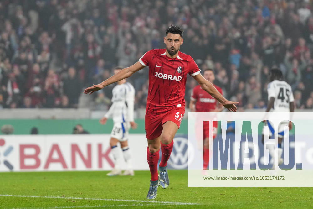 Vincenzo Grifo (SC Freiburg, 32) Torjubel , Fussball, 1. Runde , DFB Pokal, 2024 2025, SC Freiburg vs. Hamburger SV, 30.10.2024, Europa-Park Stadion, Freiburg, Deutschland DFB REGULATIONS PROHIBIT ANY USE OF PHOTOGRAPHS AS IMAGE SEQUENCES AND OR QUASI-VIDEO. Freiburg Europa-Park Stadion Baden-Württemberg Deutschland