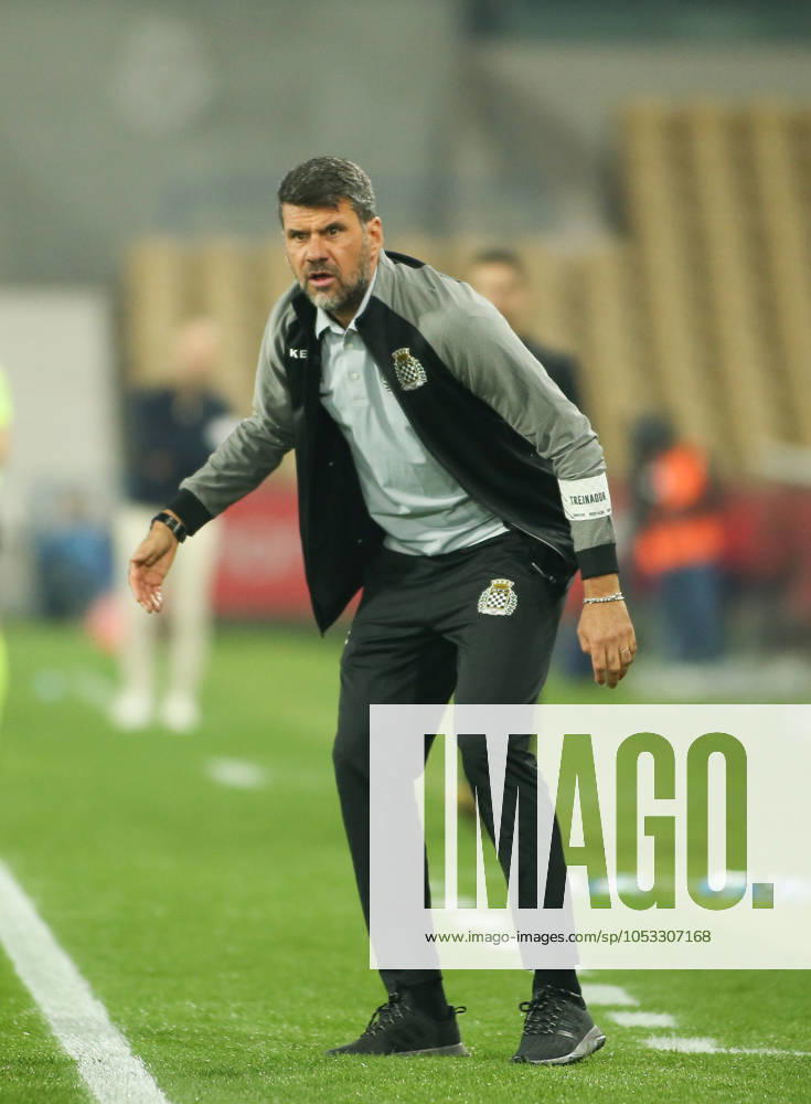 Estadio Cidade de Barcelos Cristiano Bacci head coach of Boavista FC seen on action during the Liga Portugal Betclic 2024 25 match between Gil Vicente FC and Boavista FC at Estadio Cidade de Barcelos on November 2, 2024 in Barcelos, Portugal. (Miguel Lemos SPP)