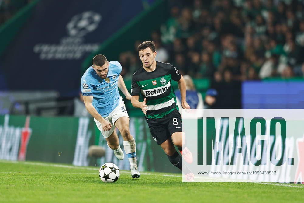 (L-R) Mateo Kovacic (ManC), Pedro Goncalves (SportingCP), NOVEMBER 5, 2024 - Football Soccer : UEFA Champions League League phase match day 4 between Sporting Clube de Portugal 4-1 Manchester City at the Estadio Jose Alvalade in Lisbon, Portugal. Noxthirdxpartyxsales (272403327)