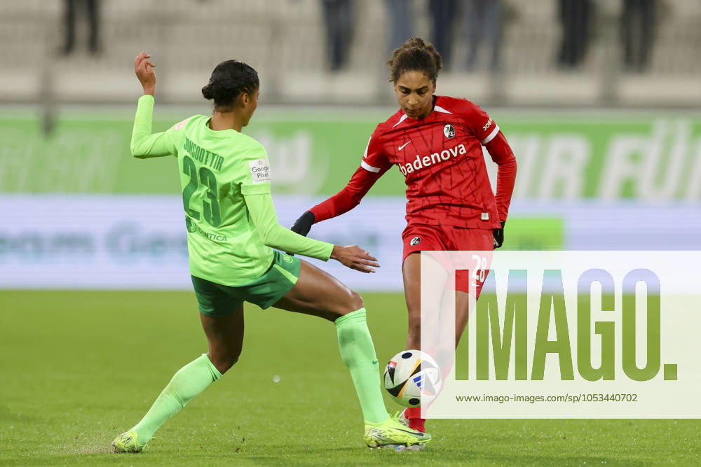 , Google Pixel Frauen-Bundesliga, VfL Wolfsburg vs SC Freiburg, AOK Stadion am 03. November 2024 in Wolfsburg, Deutschland. (Foto von Marco Steinbrenner DeFodi Images) , Google Pixel Frauen-Bundesliga, VfL Wolfsburg vs SC Freiburg, AOK Stadion, November 3, 2024 in Wolfsburg, Germany. (Photo by Marco Steinbrenner DeFodi Images) DFB DFL REGULATIONS PROHIBIT ANY USE OF PHOTOGRAPHS AS IMAGE SEQUENCES AND OR QUASI-VIDEO. not used in POL SRB CRO FRA GBR NED ITA USA Defodi-108_wolf_frei_20240311_120