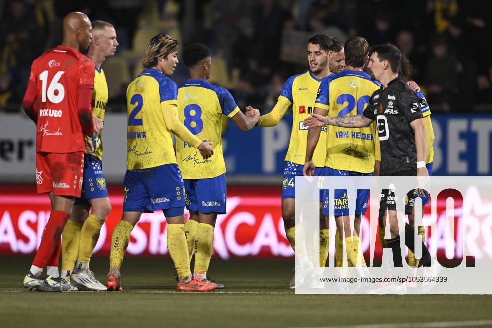 STVV s players celebrate after winning a soccer match between Sint-Truidense VV and KV Mechelen, Friday 08 November 2024 in Sint-Truiden, on day 14 of the 2024-2025 season of the Jupiler Pro League first division of the Belgian championship. JOHAN EYCKENS JohanxEyckens x104931664x
