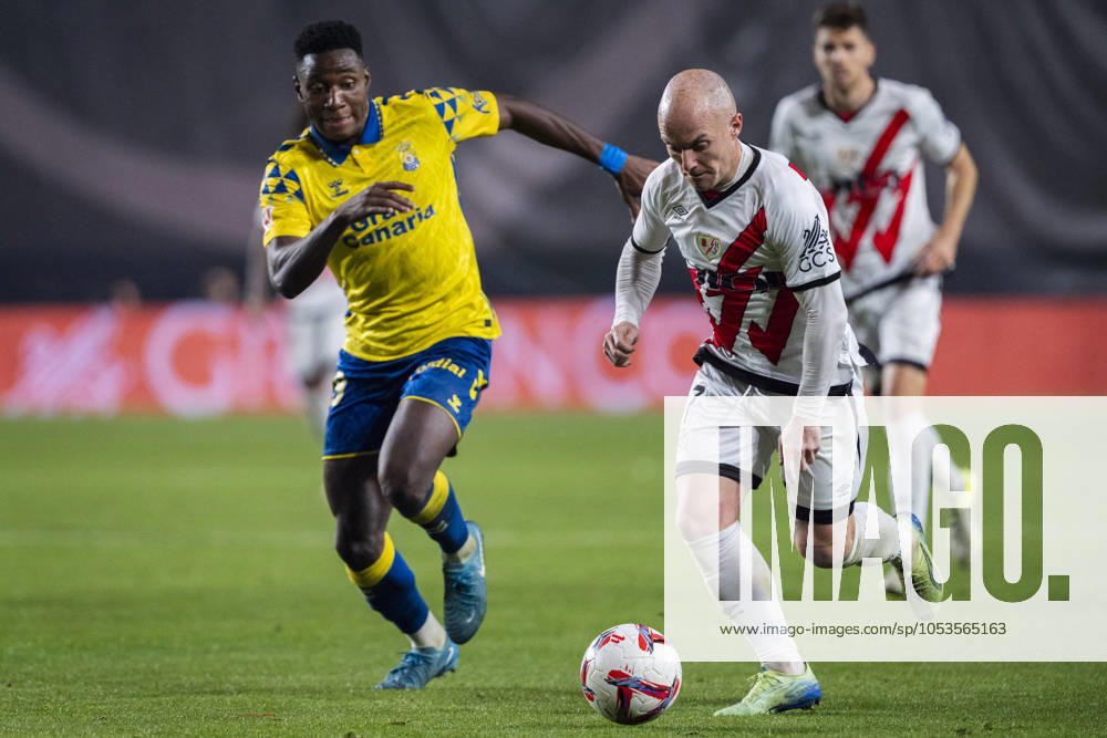 Rayo Vallecano vs UD Las Palmas - La Liga EA Sports 2024 25 Isi Palazon of Rayo Vallecano (R) in action against Dario Essugo of UD Las Palmas (L) during the La Liga EA Sports 2024 25 football match between Rayo Vallecano vs UD Las Palmas at Estadio de Vallecas on November 08, 2024 in Madrid, Spain. Madrid Estadio de Vallecas Madrid Spain