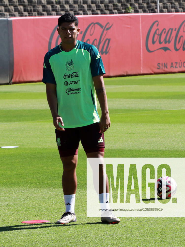Mexico national team, Nationalteam Training Midfielder Victor Guzman participates in a training session of the Mexican National Soccer Team before their Concacaf Nations League match against the Honduras National Team at the High Performance Center in Mexico City, Mexico, on November 12, 2024. MÃ xico City Mexico