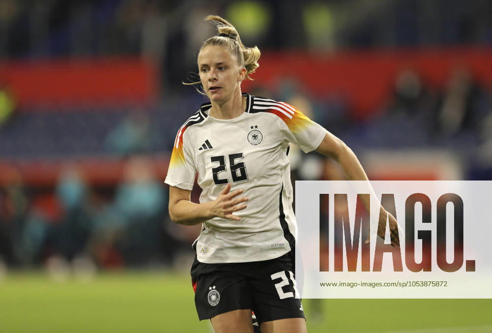 Foto : Vivien ENDEMANN ( GER ) Fussball international, Frauen Länderspiel in Duisburtg am Mo. 28.10.2024 Deutschland - Australien 1 - 2