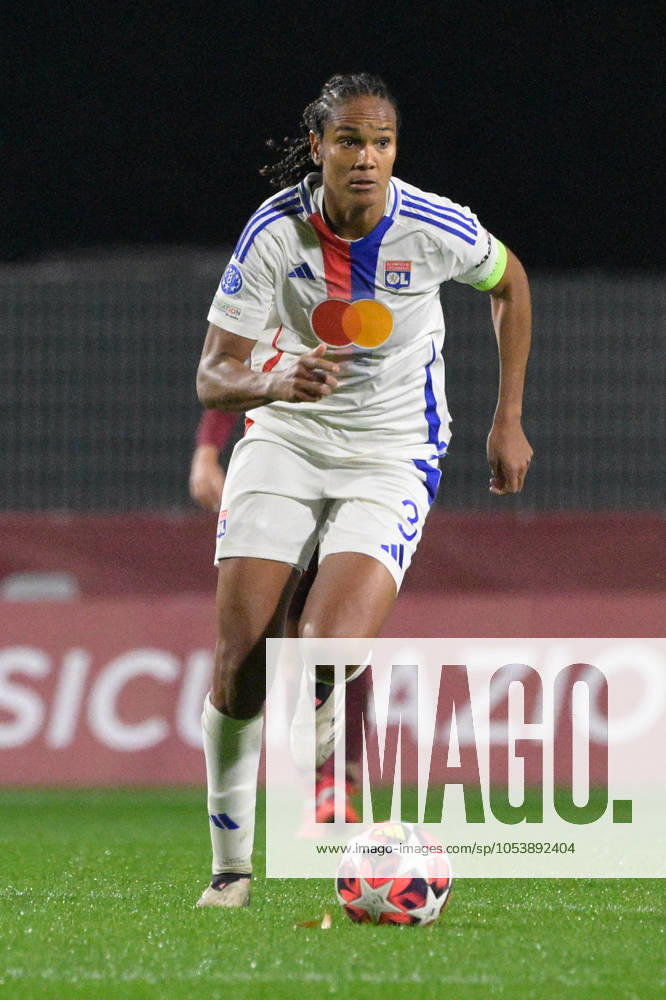CALCIO - Champions League Women - Roma Women vs Lyon Olympique Lyonnais Wendie Renard during the UEFA Womenâ??s Champions League 2024 25 group stage group A match between AS Roma Women vs Olympique Lyonnais at the Tre Fontane stadium Rome on 13 November 2024. Rome Italy
