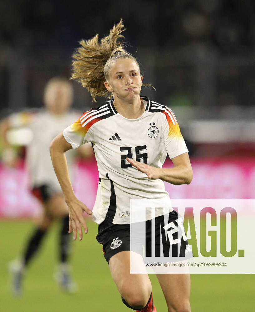 Foto : Vivien ENDEMANN ( GER ) Fussball international, Frauen Länderspiel in Duisburtg am Mo. 28.10.2024 Deutschland - Australien 1 - 2