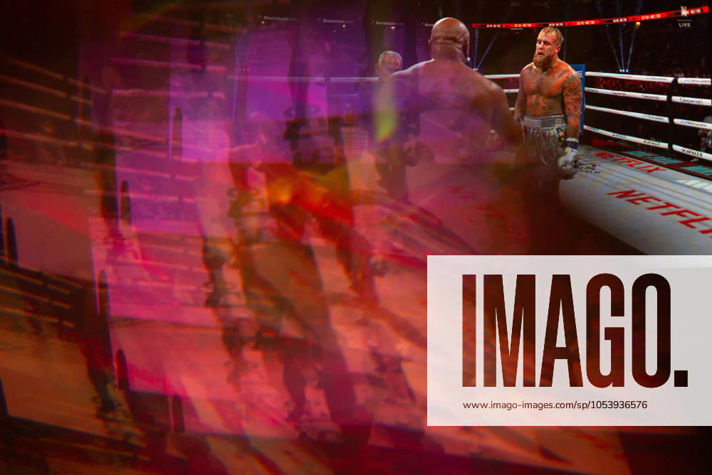 Reflections of the Paul, Tyson fight as viewed online presented by Netflix. Jake Paul wins the fight against Mike Tyson by unanimous decision after a full eight-round heavyweight match in AT&T Stadium in front of 70,000 fans on Friday. Hosted onine by Netflix with an estimated tens of millions of viewers. Manhattan USA - ZUMAt152 20241116_znp_t152_019