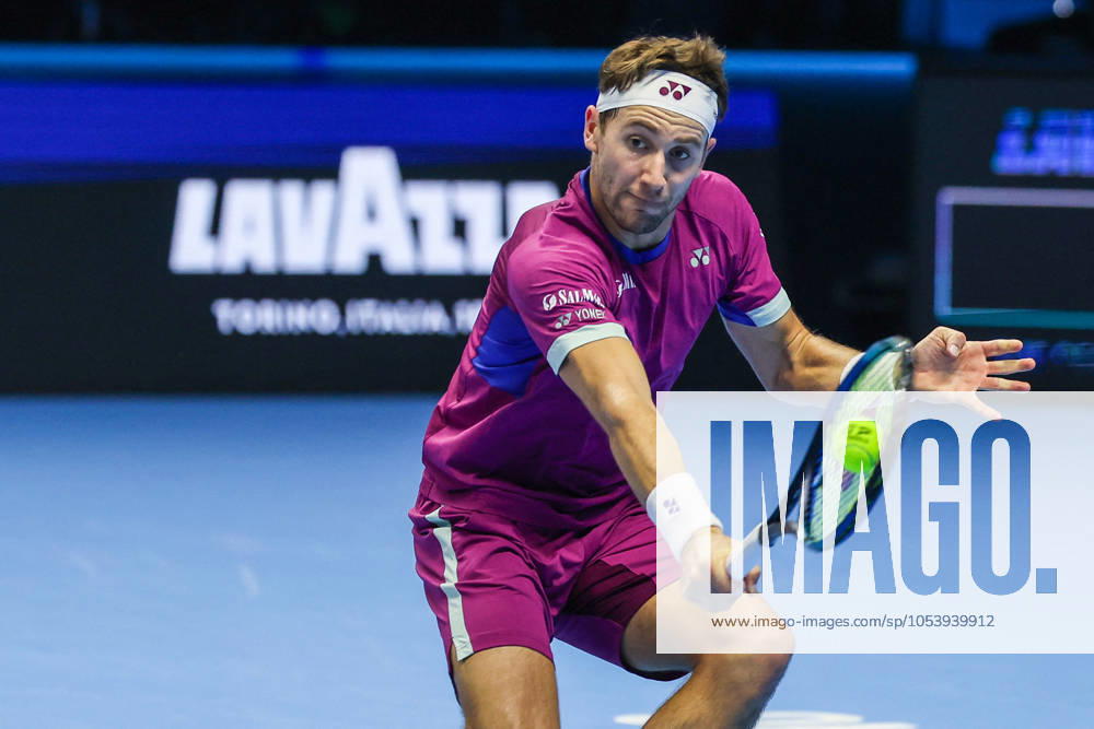 TENNIS - Internazionali di Tennis - Nitto ATP, Tennis Herren Finals - Ruud vs Rublev Casper Ruud of Norway seen in actions during Men s Singles Group Stage match against Andrey Rublev of Russia on day six of the Nitto ATP Finals 2024 at Inalpi Arena. Casper Ruud wins 6-4, 5-7, 6-2 over Andrey Rublev Turin Italy