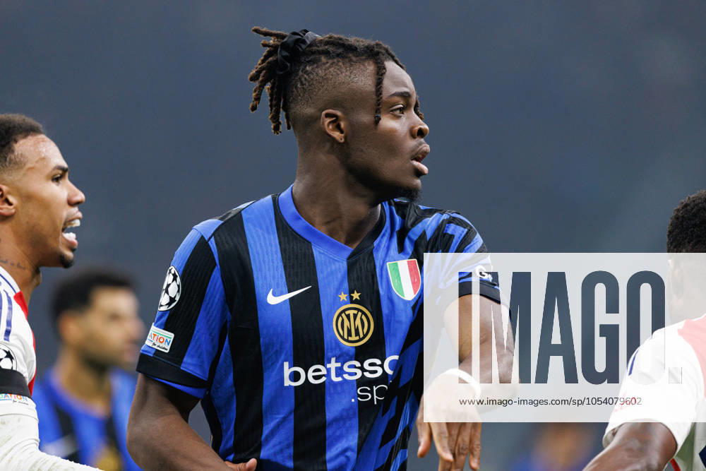 Yann Bisseck seen during UEFA Champions League game between teams of Internazionale Milano and Arsenal FC (Maciej Rogowski) Milan San Siro Italy