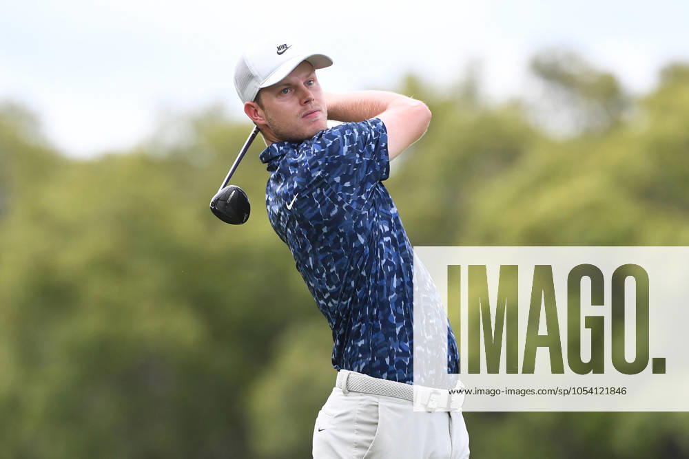 GOLF AUSTRALIAN PGA, Golf Herren Cameron Davis of Australia plays a shot during the Australian PGA Championship at Royal Queensland Golf Club in Brisbane, Saturday, November 23, 2024. ( NO ARCHIVING, , NO USE IN BOOKS WITHOUT CONSENT BRISBANE QUEENSLAND AUSTRALIA
