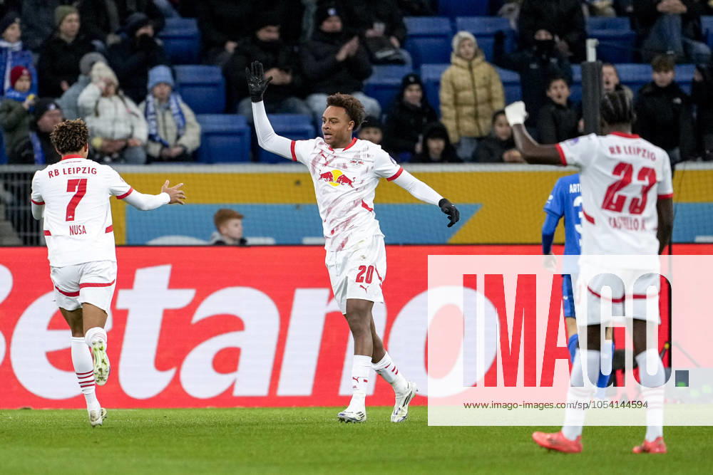 V.li.: Antonio Nusa (RBL, 7), Assan Ouedraogo (RBL, 20), Castello Lukeba (RBL, 23), Spieler von RB Leipzig, jubeln über das Tor zum 2:3, Jubel, Torjubel, Torerfolg, celebrate the goal, goal, celebration, jubelt ueber das Tor, Freuen, Freude, freut sich, optimistisch, positiv, Spielszene, Highlight, Action, Aktion, 23.11.2024, Sinsheim (Deutschland), Fussball, Bundesliga, TSG 1899 Hoffenheim - RB Leipzig, DFB DFL REGULATIONS PROHIBIT ANY USE OF PHOTOGRAPHS AS IMAGE SEQUENCES AND OR QUASI-VIDEO.