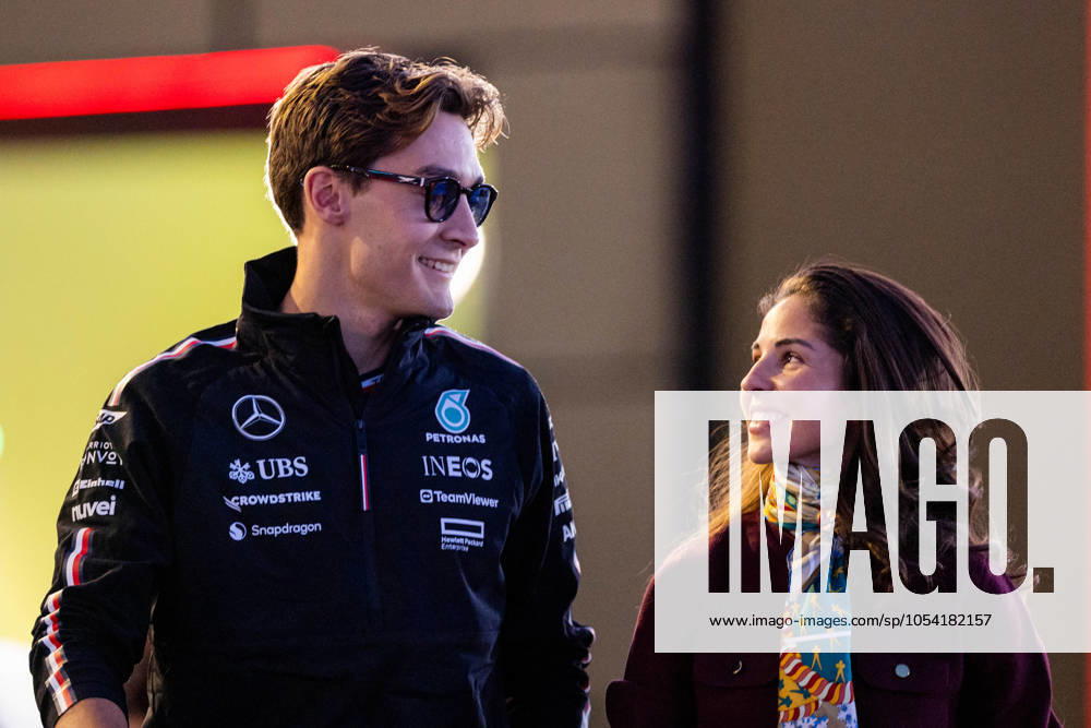 22nd November 2024; Las Vegas, Nevada, USA. F1 Las Vegas Grand Prix; Qualifying Day; George Russell (63) of United Kingdom and team Mercedes-AMG Petronas F1 Team shares a touching moment with his girlfriend Carmen Montero Mundt on the paddock ActionPlus12719423 BobxKupbens
