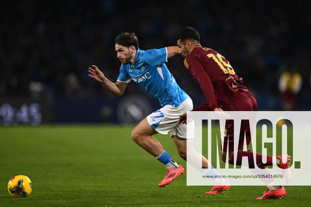 Ni Napoli 24 11 2024 - campionato di calcio serie A Napoli-Roma foto Nicola Ianuale Image nella foto: Khvicha Kvaratshelia-Zeki Celik