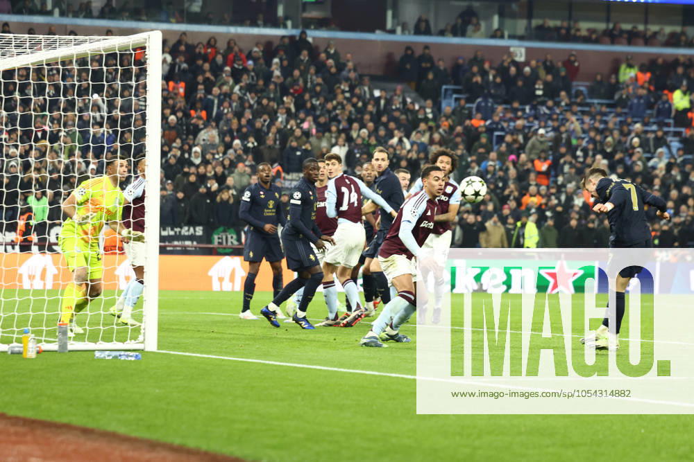 Aston Villa v Juventus FC Champions League 27 11 2024. Francisco Conceicao of Juventus header is saved by Goalkeeper Emiliano Martinez of Aston Villa during the Champions League match between Aston Villa and Juventus FC at Villa Park, Birmingham, England on 27 November 2024. Birmingham Villa Park West Midlands England Editorial use only ,