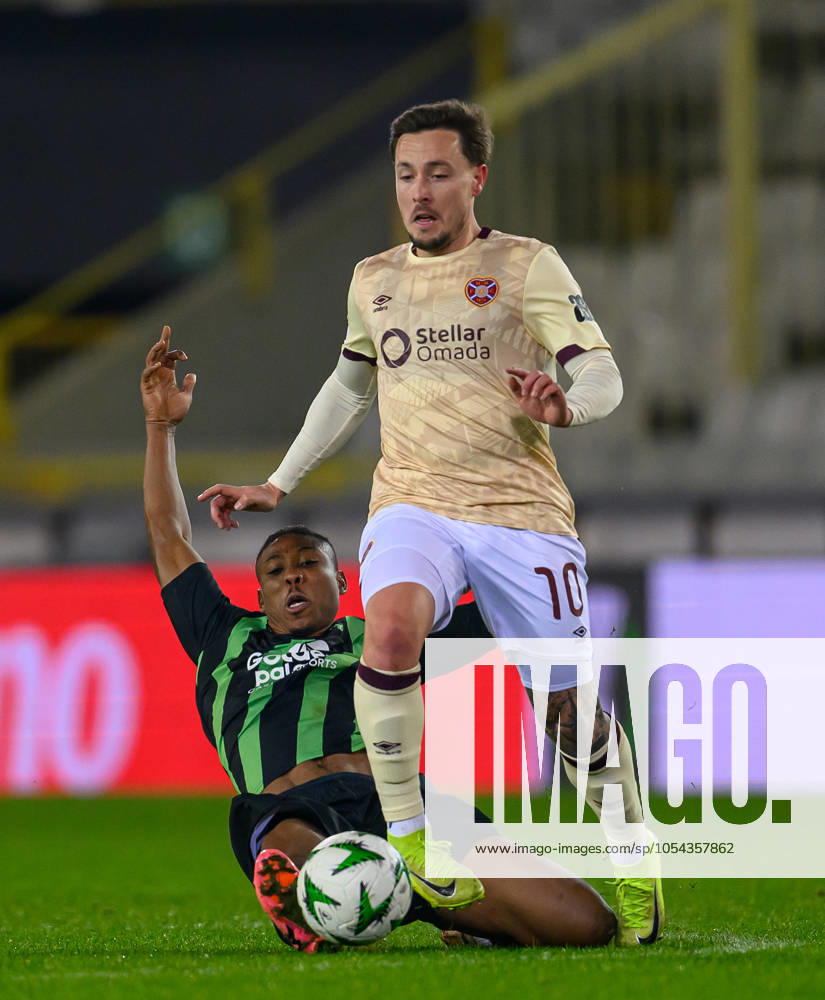 Cercle Brugge v Heart of Midlothian Europa Conference League 28 11 2024. Matchday 4 of 6 Barrie McKay of Hearts bursts forward during the Europa Conference League match between Cercle Brugge and Heart of Midlothian at the Jan Breydel Stadion, Brugge, Belguim on 28 November 2024. Editorial use only ,