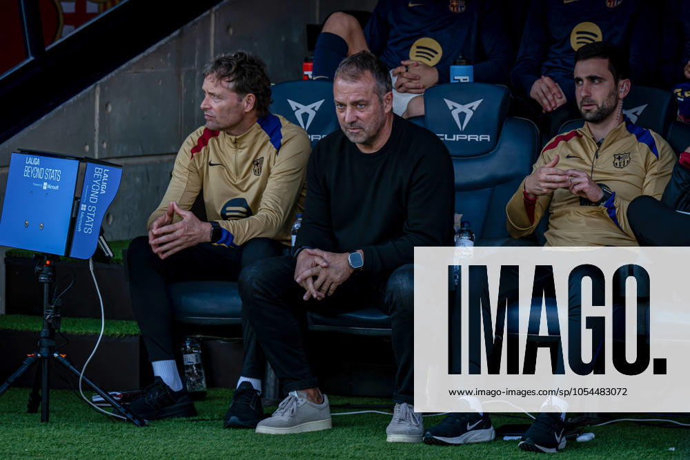 Head Coach Hansi Flick FC Barcelona, Barca looks on during a La Liga EA Sports match between FC Barcelona and UD Las Palmas at Estadi Olimpic Lluis Companys. Final Score: FC Barcelona 1:2 UD Las Palmas Barcelona Spain - ZUMAs197 20241130_aaa_s197_336
