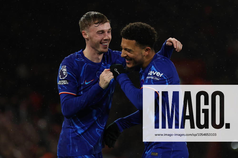 Football - 2024 2025 Premier League - Southampton vs Chelsea - St Marys Stadium - Wednesday 4th December 2024 Cole Palmer of Chelsea celebrates his goal with Jadon Sancho during the Premier League match at St Marys Stadium COLORSPORT Shaun Boggust