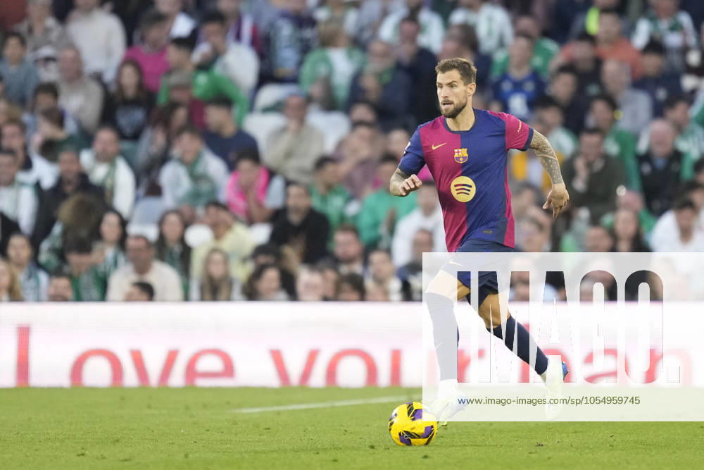 Real Betis Balompie v FC Barcelona, Barca - La Liga EA Sports Inigo Martinez centre-back of Barcelona and Spain during the LaLiga match between Real Betis Balompie and FC Barcelona at Estadio Benito Villamarin on December 7, 2024 in Seville, Spain. Seville Spain
