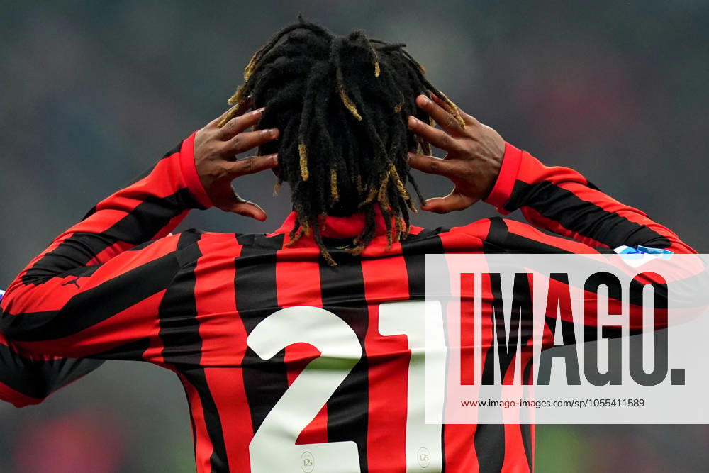 AC Milan s Samuel Chukwueze during the Serie A soccer match between Milan and Genoa at San Siro Stadium in Milan , North Italy - Sunday , December 15 , 2024. - Soccer .