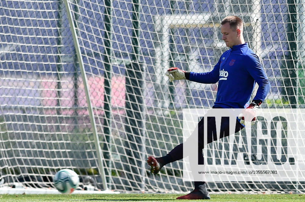 FC Barcelona, Barca Training Session and Press Comference BARCELONA, SPAIN - MARCH 06: Marc-Andre Ter Stegen of FC Barcelona during the training session at Ciutat Esportiva Joan Gamper on March 06, 2020 in Barcelona, Spain. (Photo by DAX ESPA-Images) Sant Joan Despo Barcelona USA