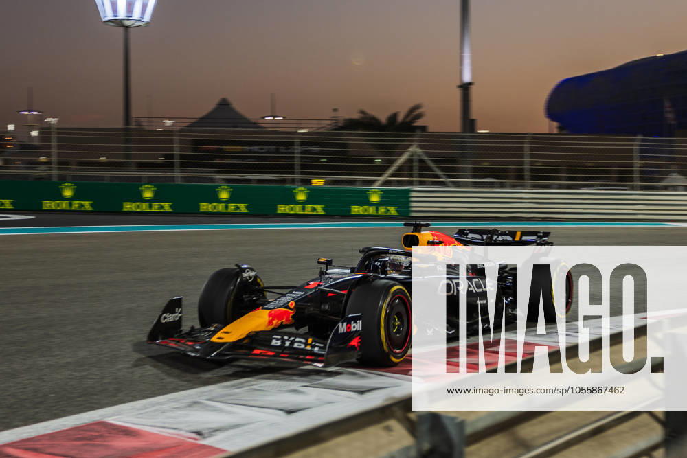 2024 Formula One Abu Dhabi Grand Prix Yas Marina Circuit, Abu Dhabi, United Arab Emirates 8.December.2024; Max Verstappen of the Netherlands and Oracle Red Bull Racing during Formula One Abu Dhabi GP Abu Dhabi Yas Marina Circuit United Arab Emirates