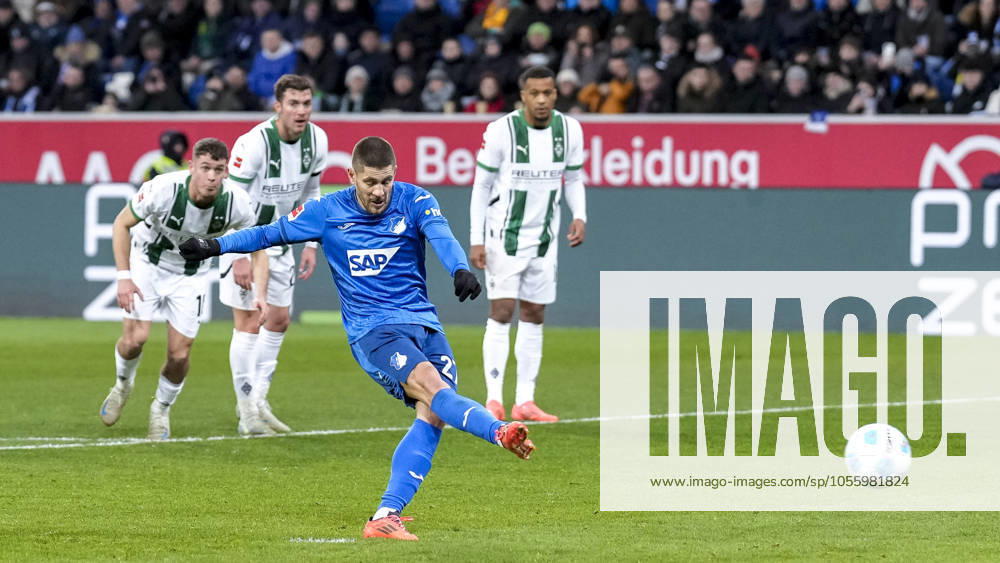 Torschütze Andrej Kramaric (Hoffenheim, 27), erzielt per Elfmeter das Tor zum 1:1, Treffer, Torerfolg, Highlight, Action, Aktion, Spielszene, 21.12.2024, Sinsheim (Deutschland), Fussball, Bundesliga, TSG 1899 Hoffenheim - Borussia Mönchengladbach, DFB DFL REGULATIONS PROHIBIT ANY USE OF PHOTOGRAPHS AS IMAGE SEQUENCES AND OR QUASI-VIDEO.