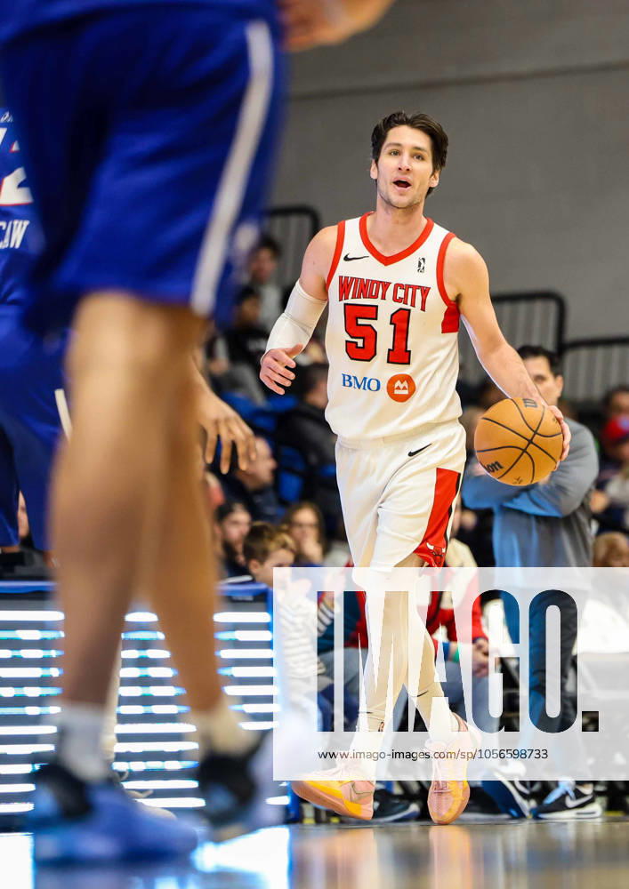 Windy City Bulls guard RYAN ARCIDIACONO (51) in action during a game between the Delaware Blue Coats and the Windy City Bulls Friday, Dec. 27, 2024; at the Chase Fieldhouse in Wilmington, DE Wilmington USA - ZUMAs124 20241227_fap_s124_010