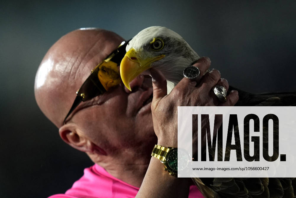. Mascotte of the SS Lazio Eagle Olimpia with the head coach Juan Bernabe prior to, Serie A, SS Lazio v Atalanta, Olimpico, December 28, 2024, Rome, Italy.