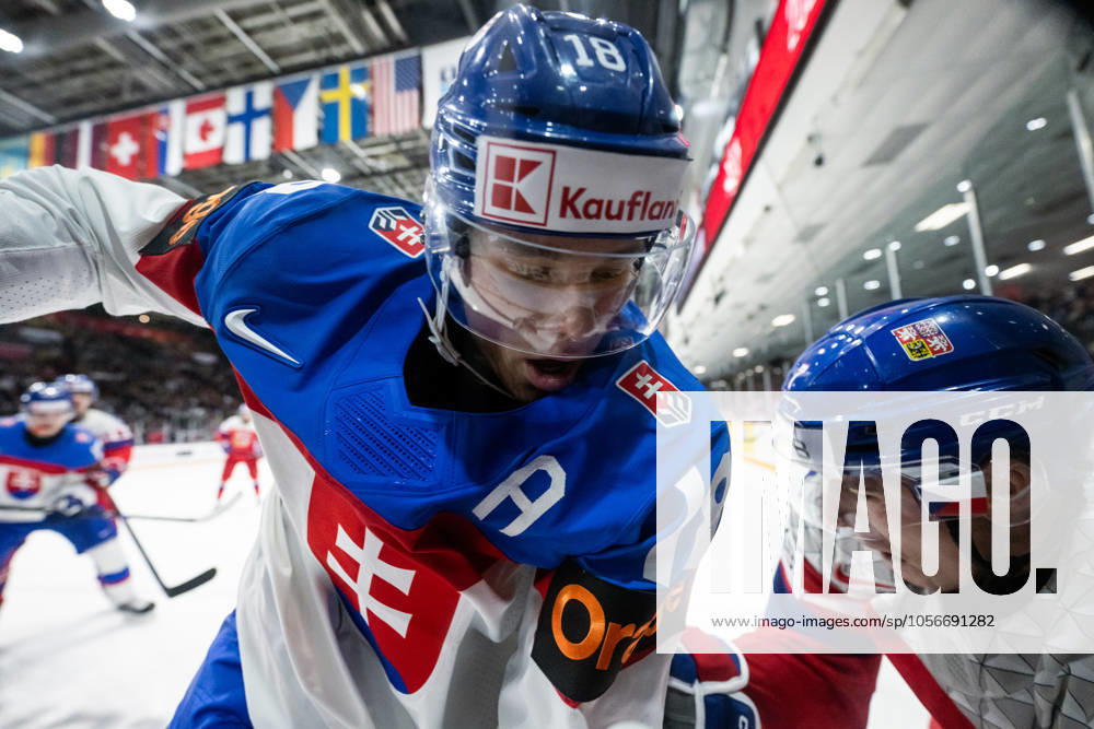 Juraj Pekarcik of Slovakia during the 2025 IIHF World Junior Championship game between Czech Republic and Slovakia on December 29, 2024 in Ottawa. Photo: Mathias Bergeld BILDBYRAN kod MB MB1033 ishockey Ice hockey, Eishockey jvm junior-vm u20 2025 iihf world junior championship world juniors tjeckien czech republic slovakien slovakia 4 bbeng