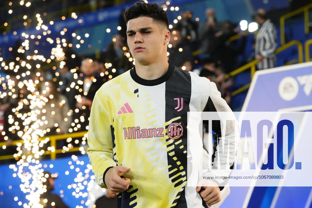 AC Milan v Juventus: Italian Super Cup Vasilije Adzic attacking midfield of Juventus and Montenegro during the warm-up before the EA Sports FC Supercup 24 25 semifinal match between AC Milan and Juventus at Kingdom Arena on January 3, 2025 in Riyadh, Saudi Arabia. Riyadh Saudi Arabia