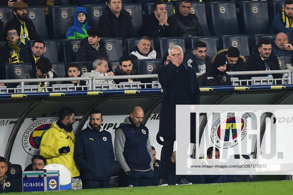 Coach Jose Mourinho of Fenerbahce during the Turkish Super League match between Fenerbahce and Hatayspor at ULKER Stadium on January 05 , 2025 in Istanbul , Turkey. ( Photo by Seskimphoto ) Fenerbahce v Hatayspor - Turkish Super League 2024-2025